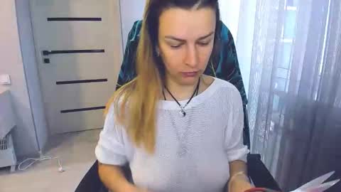 Snapshot of alexiayellow chatting on May 11, 2026, 7:25 am Alexia online show from May 11, 2026, 7:25 am