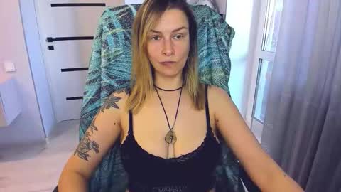 Snapshot of alexiayellow chatting on May 22, 2026, 8:53 am Alexia online show from May 22, 2026, 8:53 am