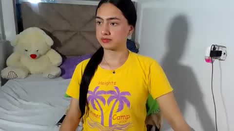 -- ALEXIS -- online show from July 17, 2026, 2:29 am