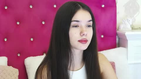 alexisdevine online show from April 20, 2026, 4:26 am