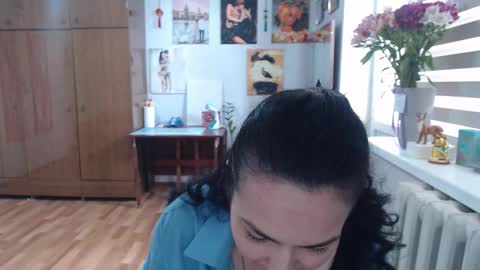 AlexisMillers online show from April 11, 2026, 9:46 am