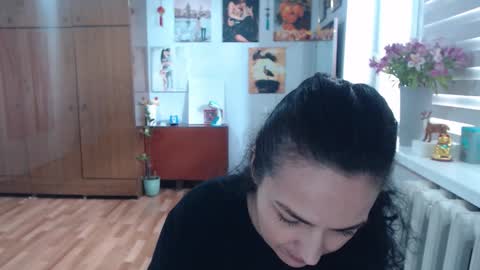 AlexisMillers online show from April 21, 2026, 11:38 am