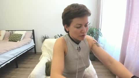 Snapshot of alexisweets chatting on April 29, 2026, 8:07 am Sosweetcherry online show from April 29, 2026, 8:07 am