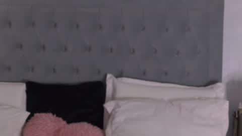 Alexis online show from July 1, 2026, 6:48 am