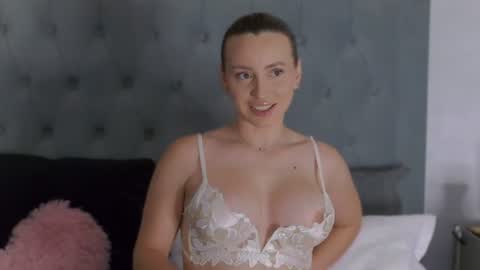 Alexis online show from July 8, 2026, 6:51 am