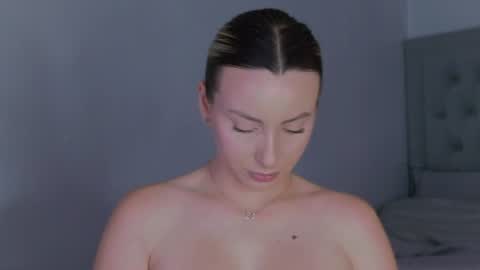 Alexis online show from July 25, 2026, 7:06 am