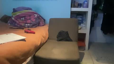 alexitho35 online show from November 23, 2025, 9:20 am