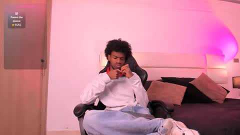 Alex Jaccob online show from November 19, 2025, 1:44 pm