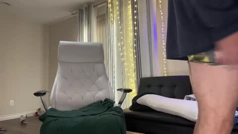 Alex Mann online show from October 31, 2025, 5:03 pm