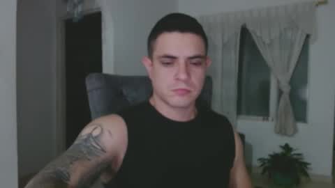 Snapshot of alexmaximuss chatting on February 17, 2025, 3:25 am Maximuss online show from February 17, 2025, 3:25 am