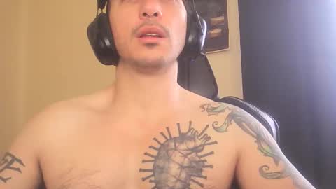 Snapshot of alexopenmind21 chatting on February 8, 2026, 6:33 pm Alexxx online show from February 8, 2026, 6:33 pm