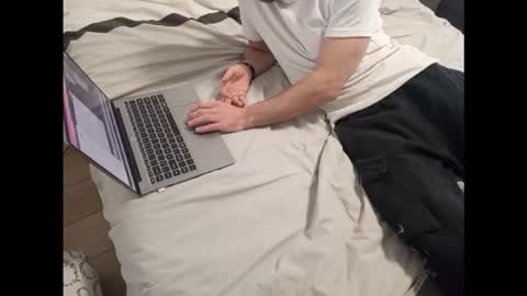 alexp779477 online show from February 8, 2026, 11:13 am