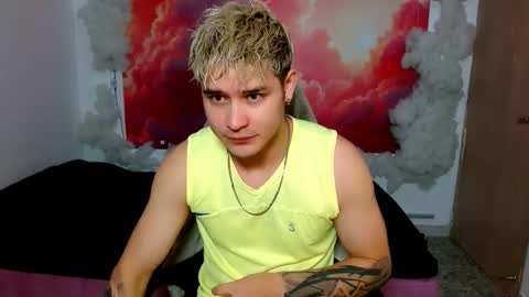 Snapshot of alexpierss chatting on December 3, 2025, 7:01 pm Alex online show from December 3, 2025, 7:01 pm