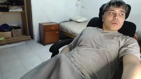 Snapshot of alexriversx chatting on May 27, 2026, 3:31 pm Alexander online show from May 27, 2026, 3:31 pm
