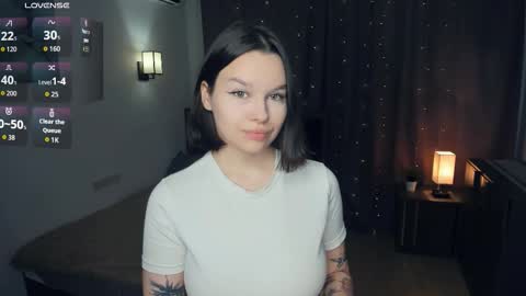 Snapshot of alexstech chatting on December 1, 2025, 8:25 pm Alex online show from December 1, 2025, 8:25 pm