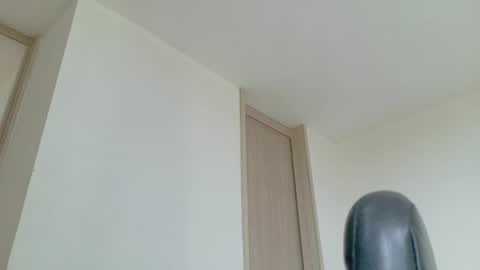 Snapshot of alextwunkk chatting on July 3, 2026, 6:14 pm Alex online show from July 3, 2026, 6:14 pm