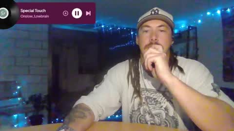 Alex online show from June 5, 2026, 6:42 am