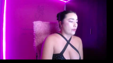 alexxa_1111 online show from September 10, 2025, 11:27 pm