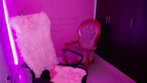 alexxa_1111 online show from October 8, 2025, 10:07 pm