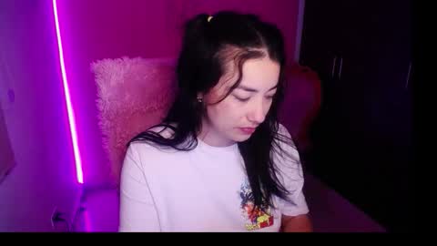 alexxa_1111 online show from October 21, 2025, 11:00 am