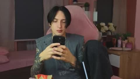 Alex online show from November 20, 2025, 12:16 pm