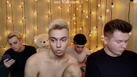 AlexDimaIgor online show from December 13, 2024, 5:54 pm