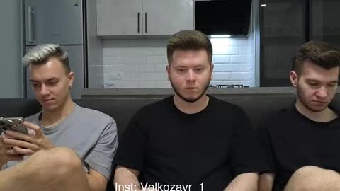 AlexDimaIgor online show from October 25, 2025, 1:18 pm