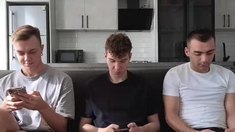 AlexDimaIgor online show from February 13, 2026, 8:43 am