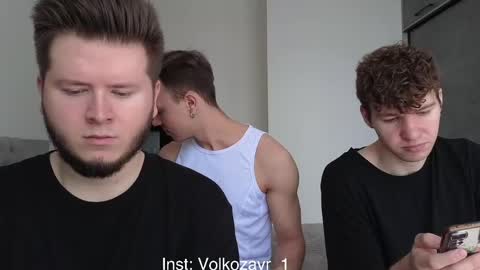 AlexDimaIgor online show from April 19, 2026, 8:13 am