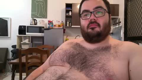 Snapshot of alexxxbear chatting on February 14, 2025, 2:50 am alexxxbear online show from February 14, 2025, 2:50 am