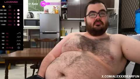 Snapshot of alexxxbear chatting on September 18, 2025, 10:34 pm alexxxbear online show from September 18, 2025, 10:34 pm
