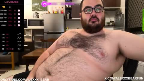 Snapshot of alexxxbear chatting on November 1, 2025, 10:34 pm alexxxbear online show from November 1, 2025, 10:34 pm
