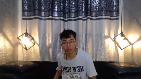 alexy re online show from November 24, 2025, 11:21 am