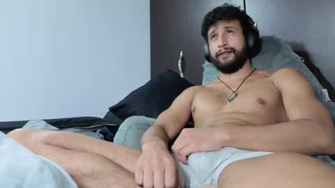 Alferiel online show from November 18, 2025, 3:45 am