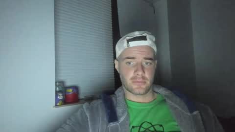 alfiesolomons87 online show from February 28, 2025, 7:14 pm