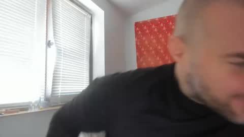 alfiesolomons87 online show from December 15, 2025, 9:02 am