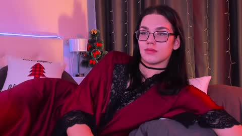 Alfreda online show from December 15, 2024, 3:45 am