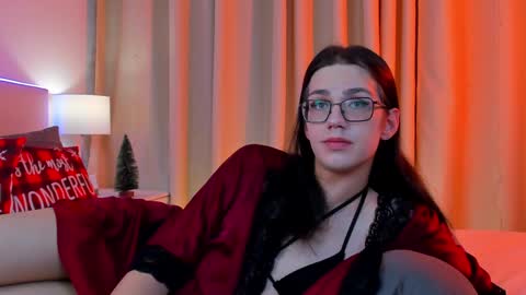 Alfreda online show from December 29, 2024, 9:09 pm