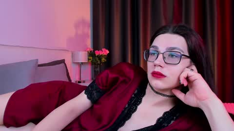 Alfreda online show from February 8, 2025, 8:42 pm