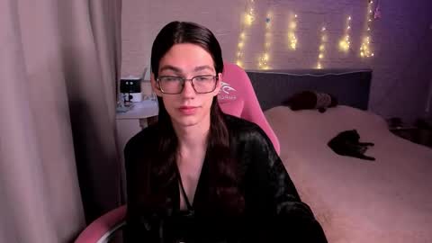 Alfreda online show from September 10, 2025, 10:15 am