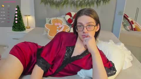 Alfreda online show from December 14, 2025, 10:42 am