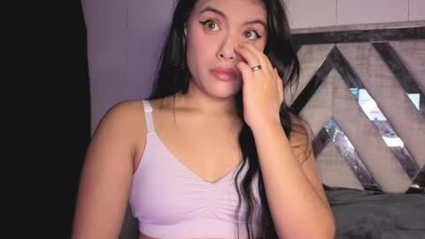 Carolina Join The Fan Club  online show from April 21, 2026, 12:45 am