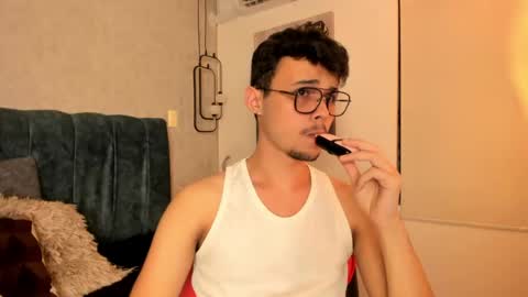 Snapshot of alhan_twink chatting on July 1, 2026, 4:25 am ALHAN online show from July 1, 2026, 4:25 am