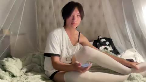 Snapshot of aliakimaybien chatting on July 12, 2026, 7:21 am Anny online show from July 12, 2026, 7:21 am