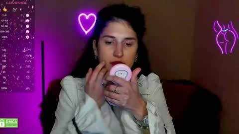 Alianna online show from January 22, 2025, 4:12 pm