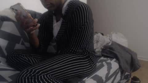 Alias online show from February 18, 2025, 1:21 am