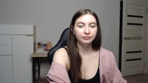 Alice online show from March 5, 2025, 7:49 pm