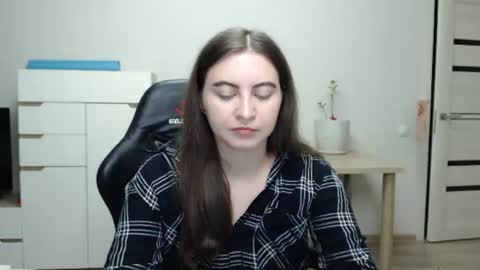 Snapshot of alice_________________________ chatting on July 12, 2026, 8:55 pm Alice online show from July 12, 2026, 8:55 pm