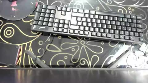 Alice online show from November 24, 2025, 12:05 pm