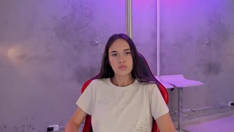 Alice Susan online show from February 17, 2026, 9:21 pm